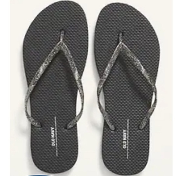 Old navy flip flops size 7 - Picture 1 of 1